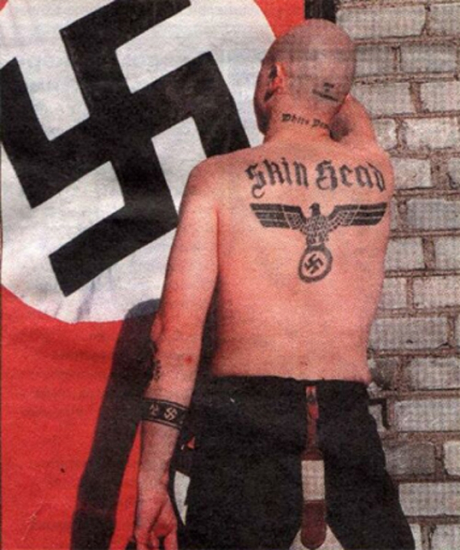 1488 человек. Скинхеды фашисты. Нацистские наколки. Скинхеды нацисты.